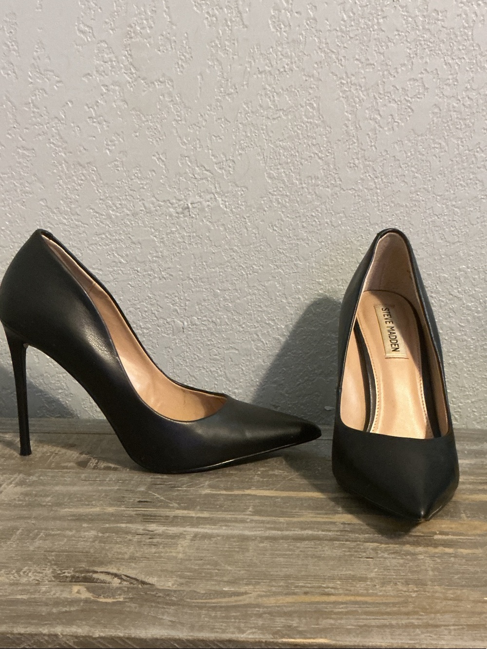 Steve Madden “Vala Pumps” Black Pointed-Toe Stiletto Heels